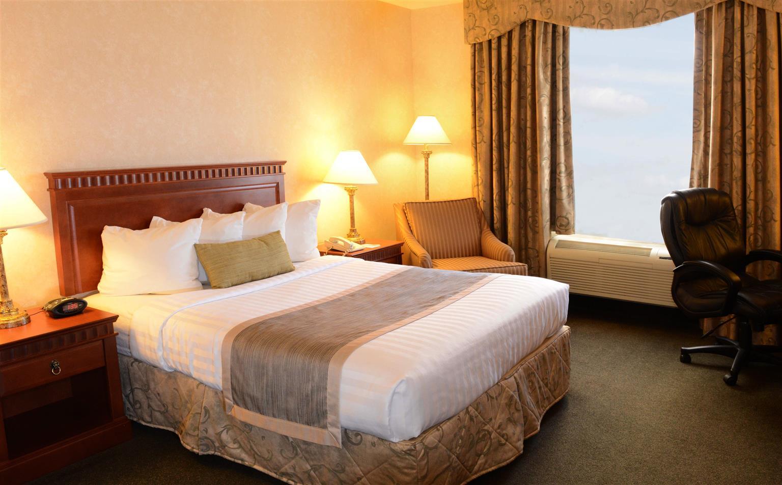 Doubletree By Hilton Montreal Airport Dorval