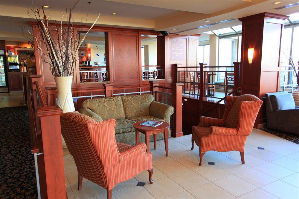 Hotel Doubletree By Hilton Montreal Airport